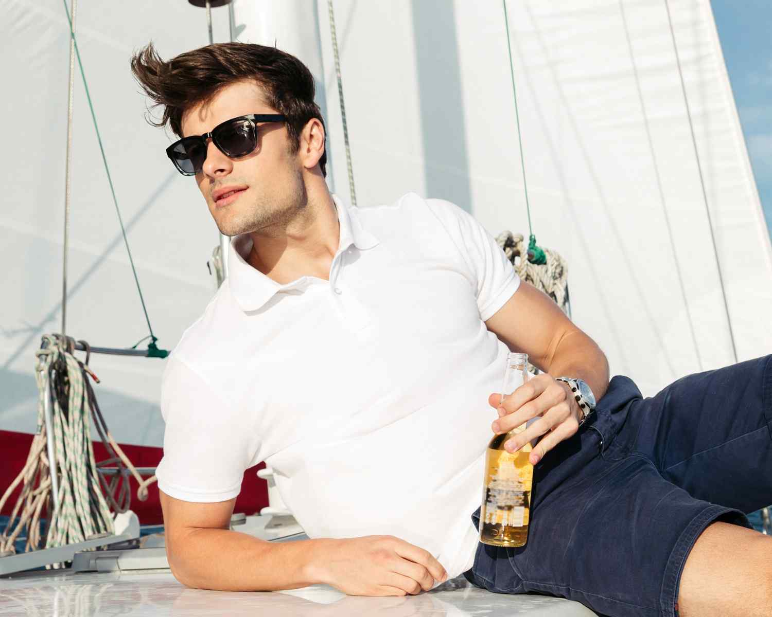 https://oasispremiumyachting.com/wp-content/uploads/2019/02/team_04.jpg