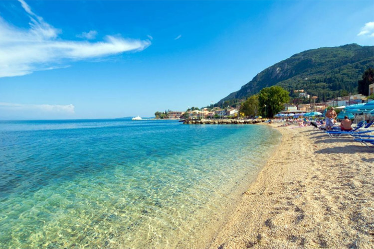 benitses-spiaggia copyrighted