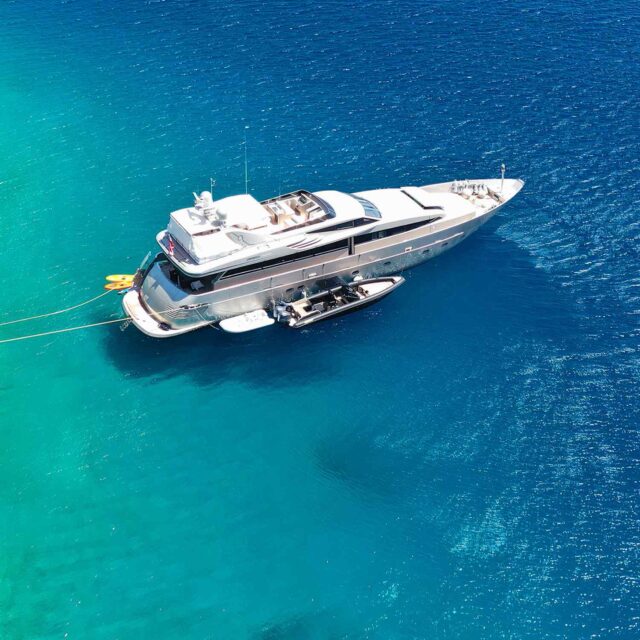 card_image_03 https://oasispremiumyachting.com/wp-content/uploads/2023/01/card_image_03-640x640.jpg