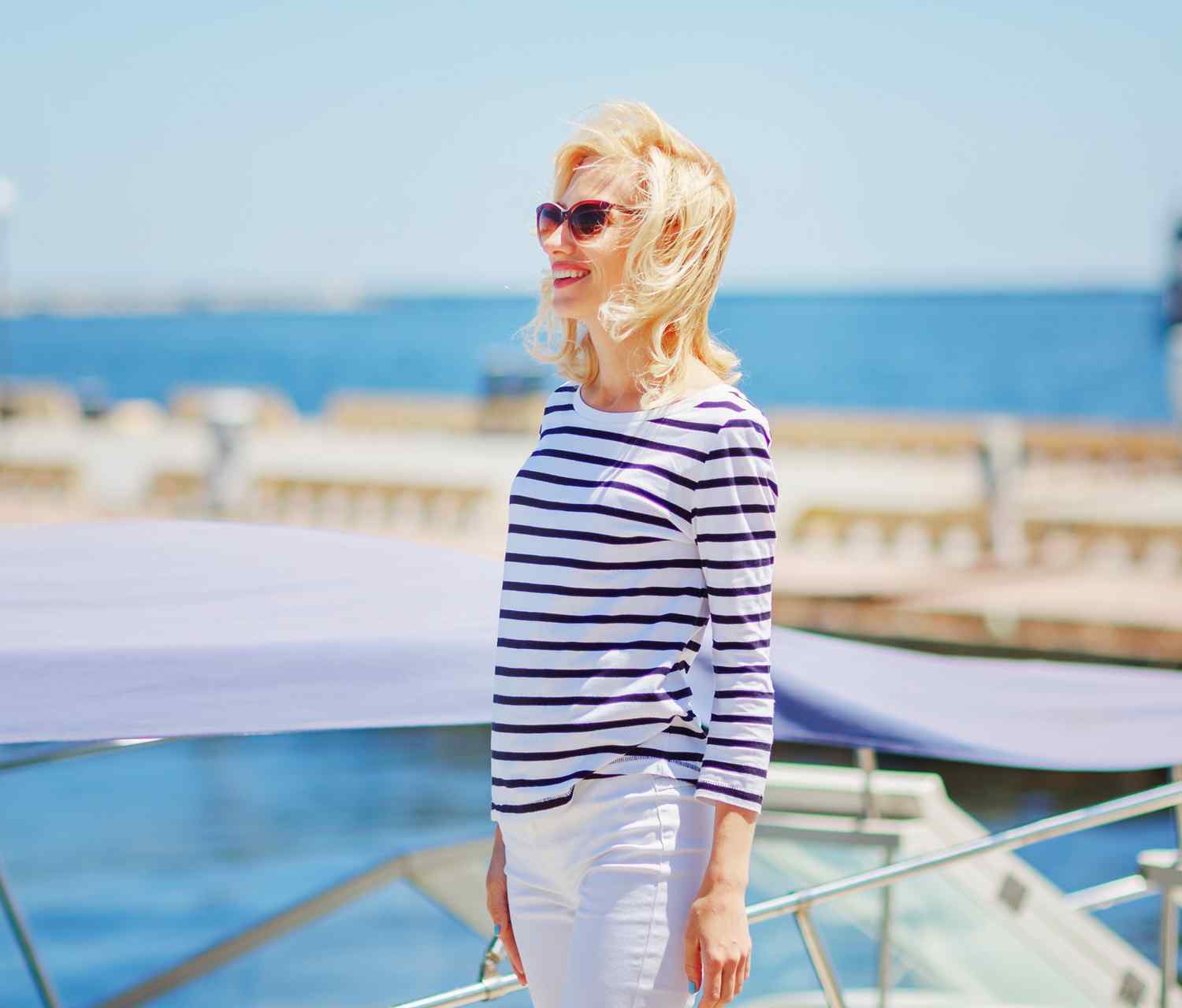 https://oasispremiumyachting.com/wp-content/uploads/2023/01/image_04_about.jpg