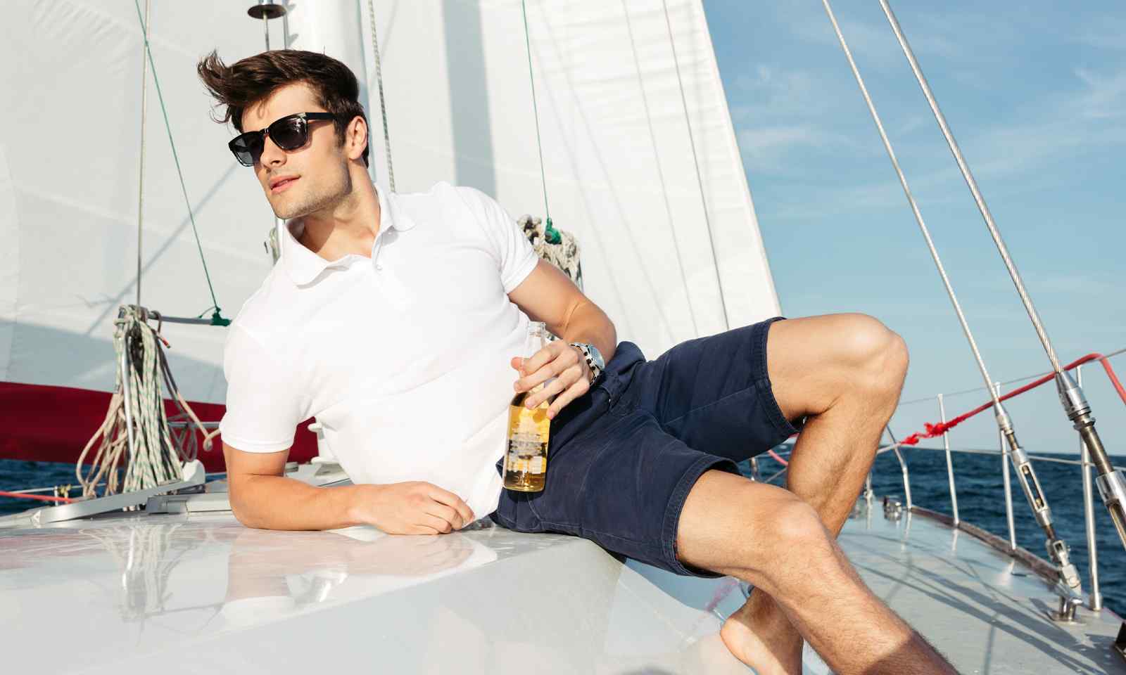 https://oasispremiumyachting.com/wp-content/uploads/2023/02/image_01_single_service.jpg